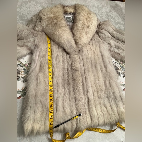 Saga Vintage Silver Label Genuine Fox Fur Coat S - Picture 10 of 11